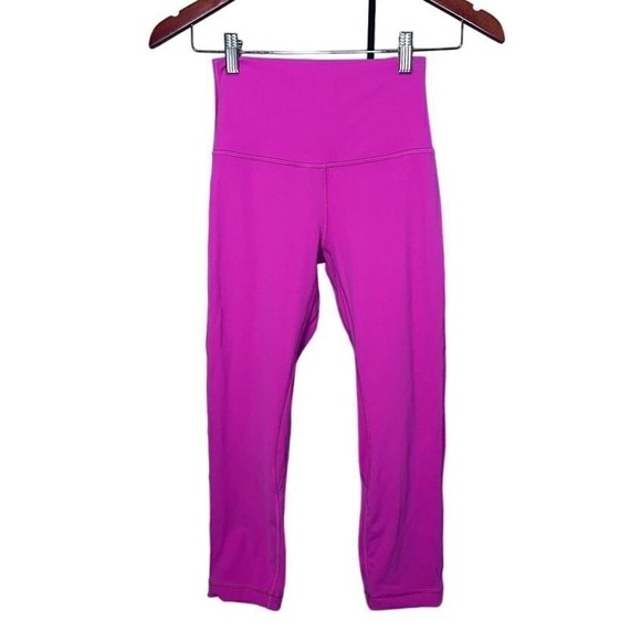 Lululemon High-Rise Cropped Athletic Leggings in Pink/Purple Size 4 - Picture 1 of 5